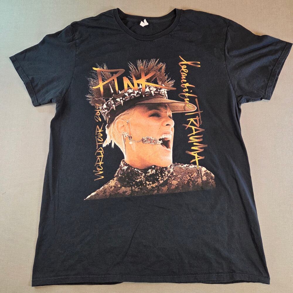 Pink Beautiful Trauma World Tour 2019 Concert Tee Shirt Band T-Shirt L